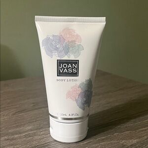 Joan 💜 Vass Body Lotion
